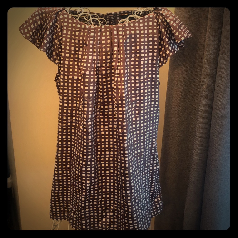 Banana Republic brown and ivory check blouse